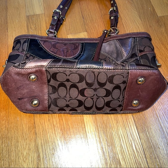 Coach brown leather and classic c print pocketbook - Picture 8 of 10